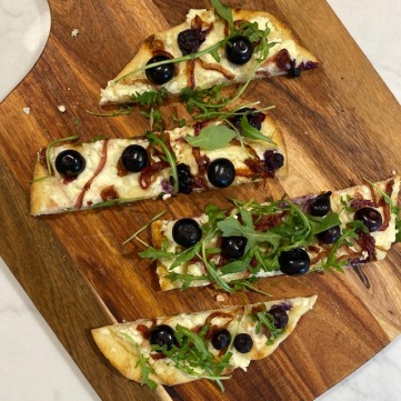 DFTSI Blueberry Feta and Onion PizzaIMG_3771